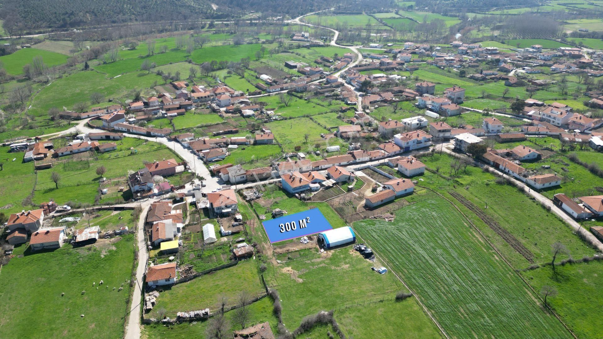 Çan Etili Köyü Satılık Konut İmarlı  Çanakkale Çan Etili Köyünde 300 M² Satılık İmarlı Fırsat Arsa !