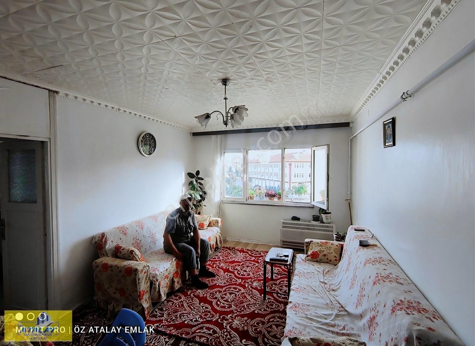 Kilis Merkez Ekrem Çetin Satılık Daire ÖZ ATALAY GAYRİMENKULDEN 2+1 DOGALGAZLI DAİRE UYGUN FİYATLI