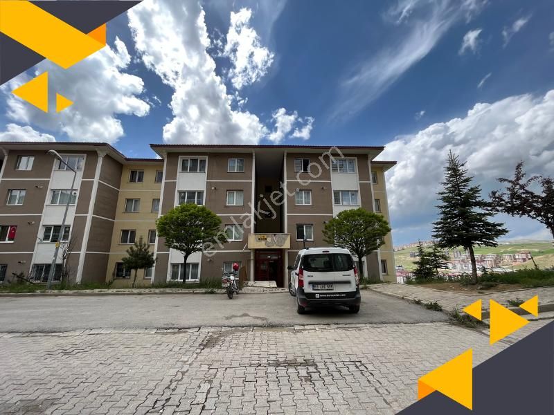 Bayburt Merkez Şingah Kiralık Daire  ŞİNGAH MAHALLESİNDE 2+1 KİRALIK DAİRE 