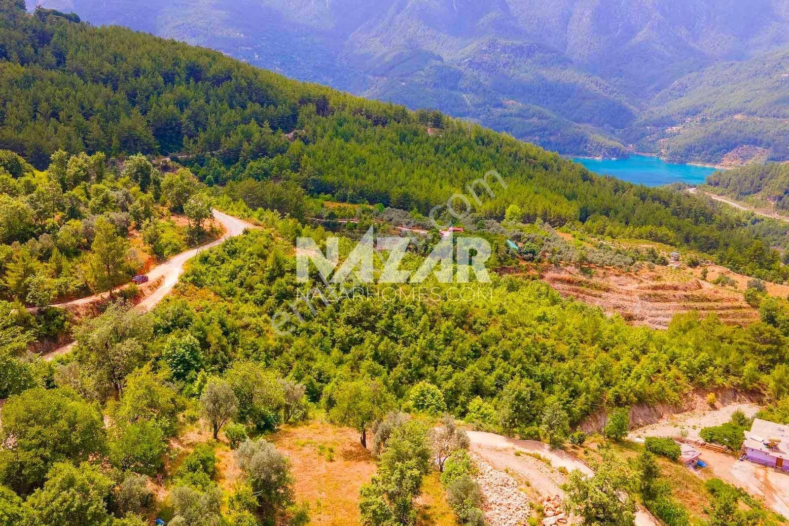 Alanya Üzümlü Satılık Tarla Alanya Üzümlü Mahallesi’nde Satılık Manzaralı 8.202 m² Tarla