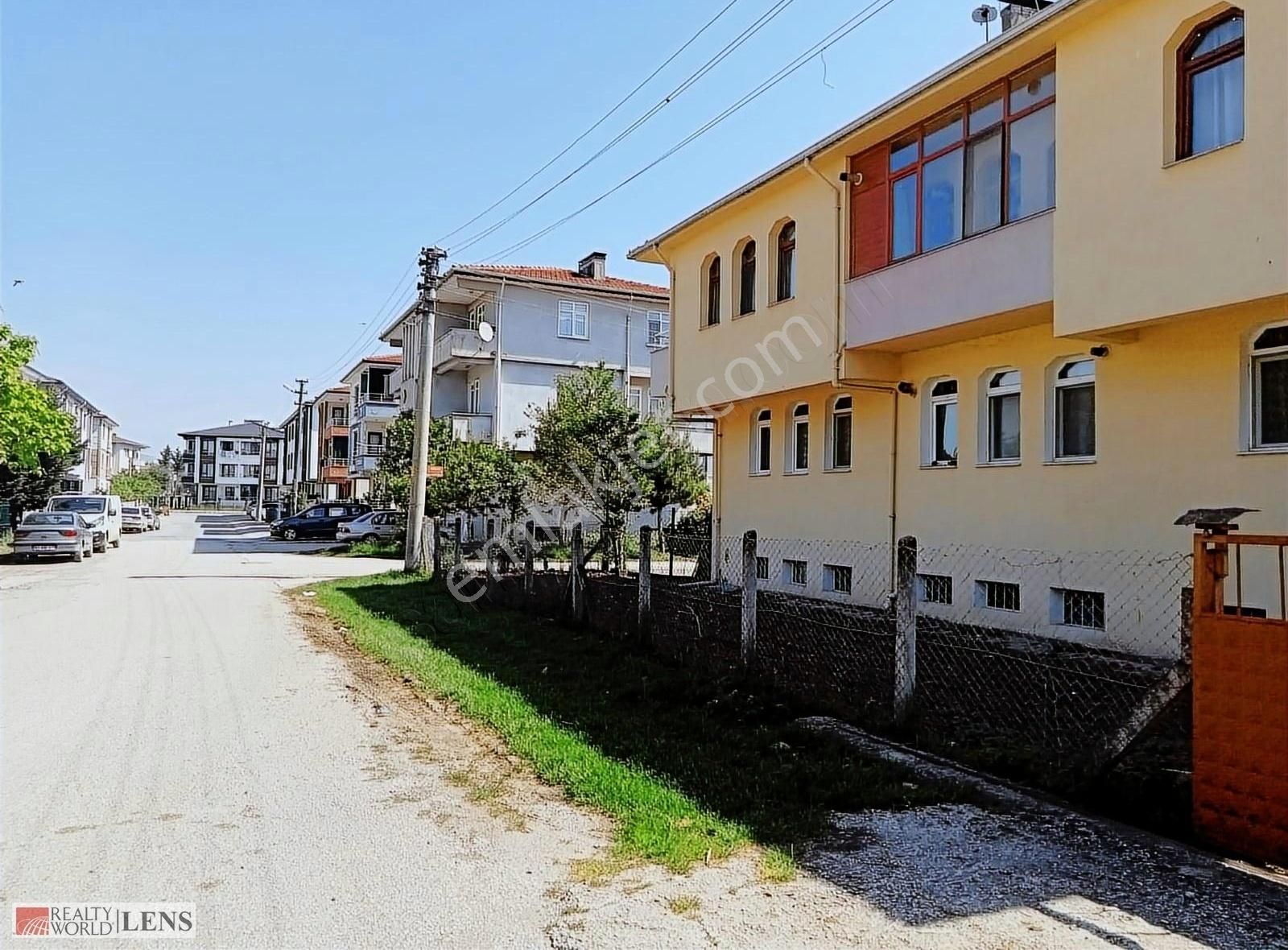 Düzce Merkez Aziziye Mahallesi Hastane Yakını Satılık 4+1 Daire - Görsel 6