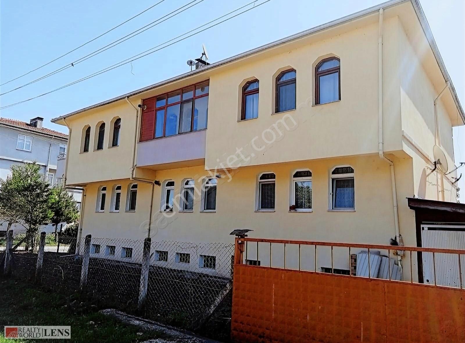 Düzce Merkez Aziziye Satılık Daire DÜZCE MERKEZ AZİZİYE MAHALLESİ HASTANE YAKINI SATILIK 4+1 DAİRE