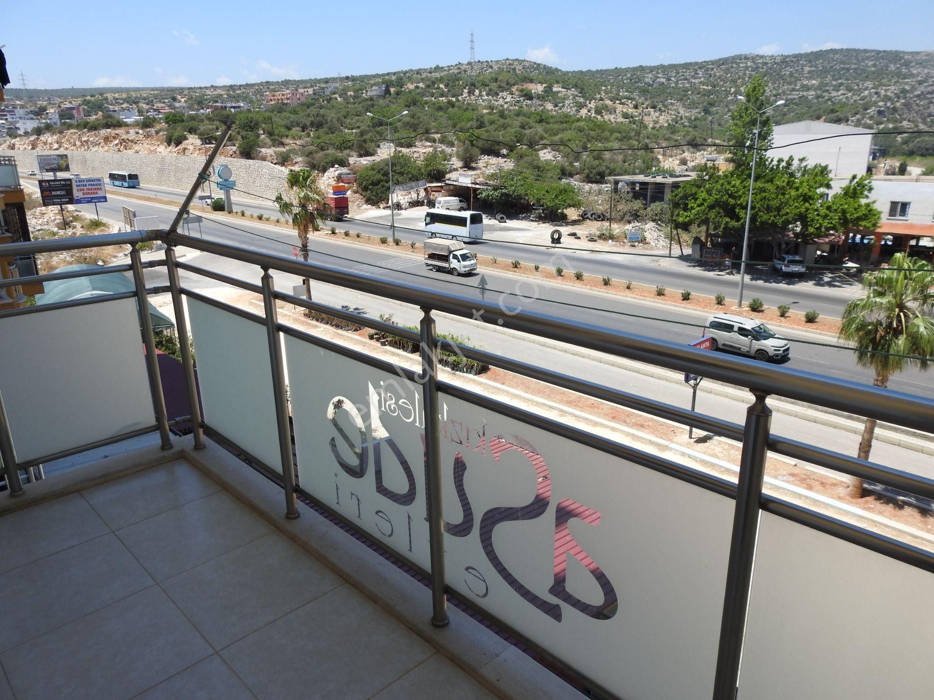 Kızkalesi Nde Havuzlu Sitede Full Eşyalı Kiralık 3+1 Daire!!! - Görsel 22
