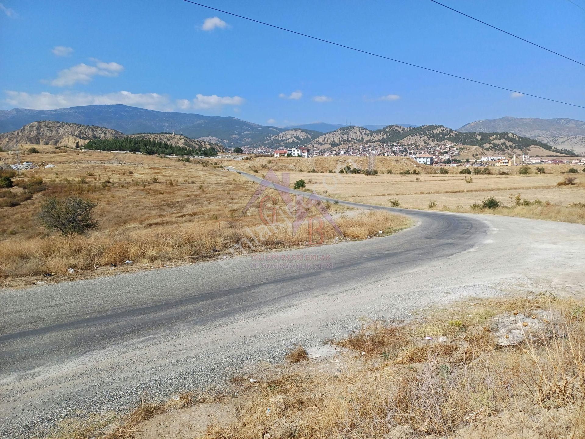 Tosya Bahçelievler Satılık Konut İmarlı  KASTAMONU - TOSYA SELAKIRI MEVKİNDE YATIRIMLIK ARSA