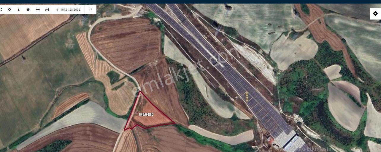 Çatalca Nakkaş Satılık Tarla  Çatalca Nakkaşta  Satılık Arsa , 401 M2 Yolu Var Hisseli 