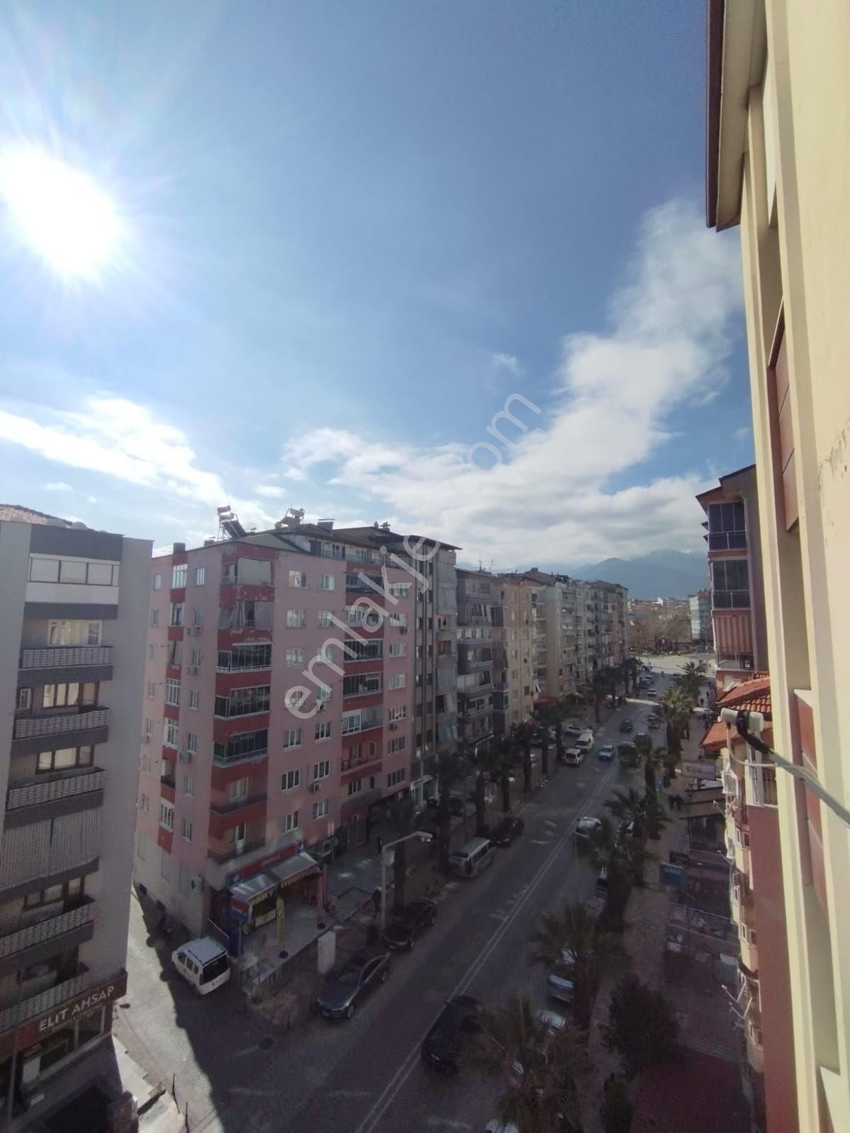 Hacı Kaplanlar Mahallesi Atatürk Caddesi Cepheli Arakat Kombili Geniş Daire - Görsel 9