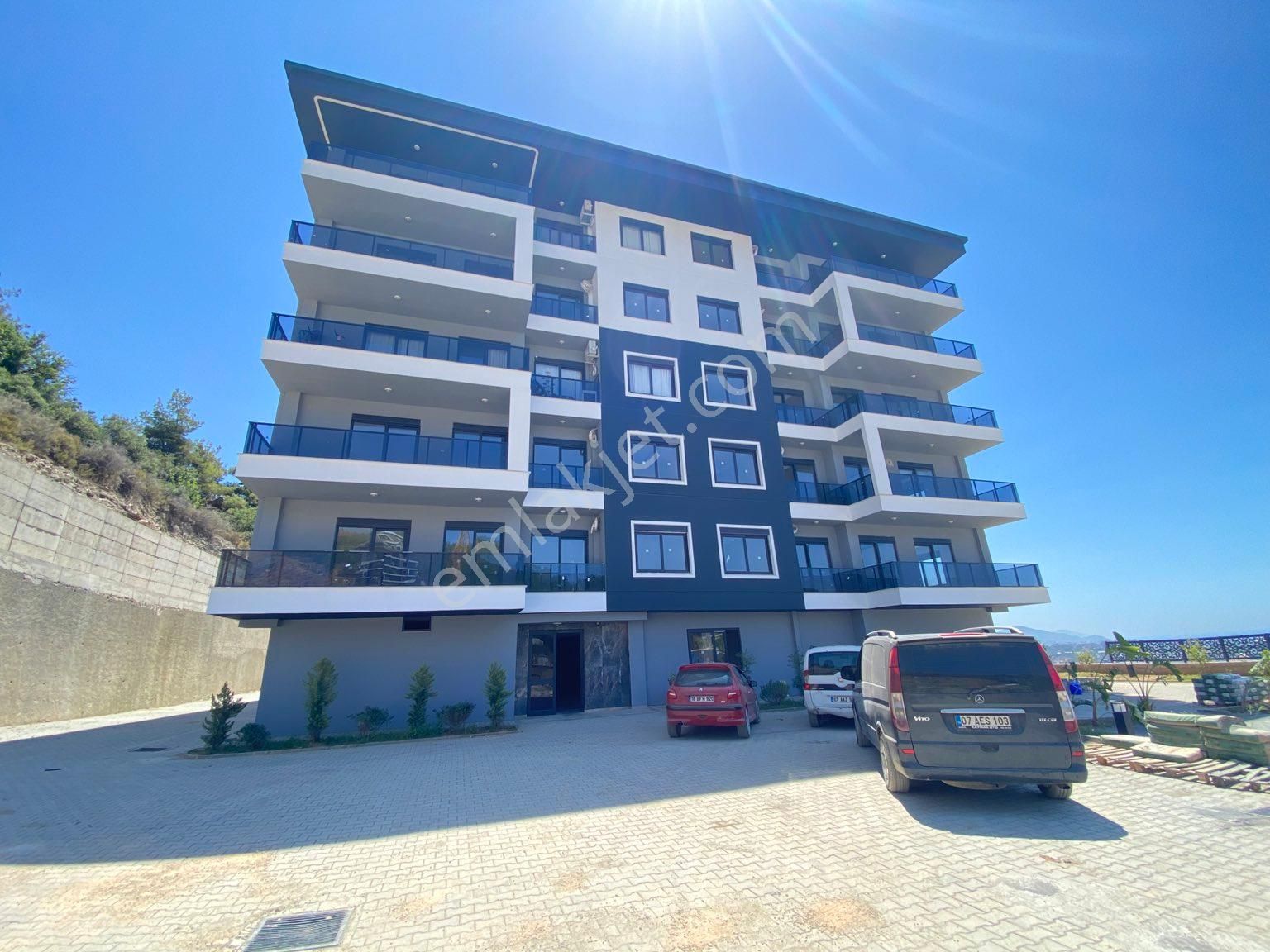 Alanya Çıplaklı Satılık Daire ÇIPLAKLI MAH SIFIR SATILIK 125 M2 2+1 AYRI MUTFAK DAİRE