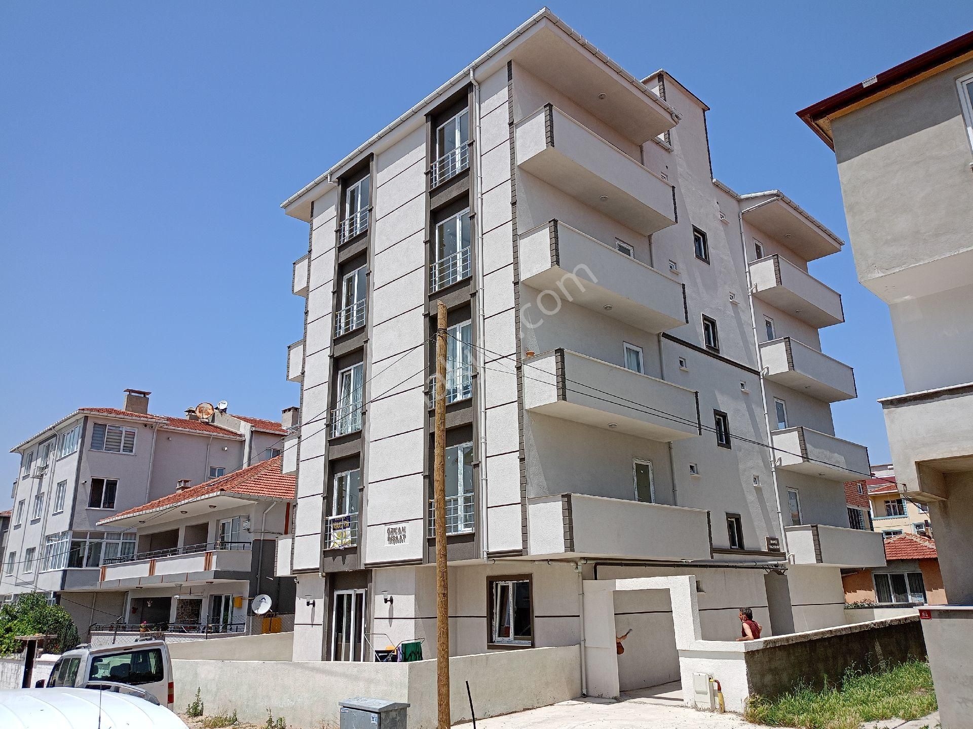 Lüleburgaz Barış Satılık Daire  SOLO EMLAKTAN BARIŞ MAHALLESİNDE SATILIK 2+1 SIFIR DAİRE