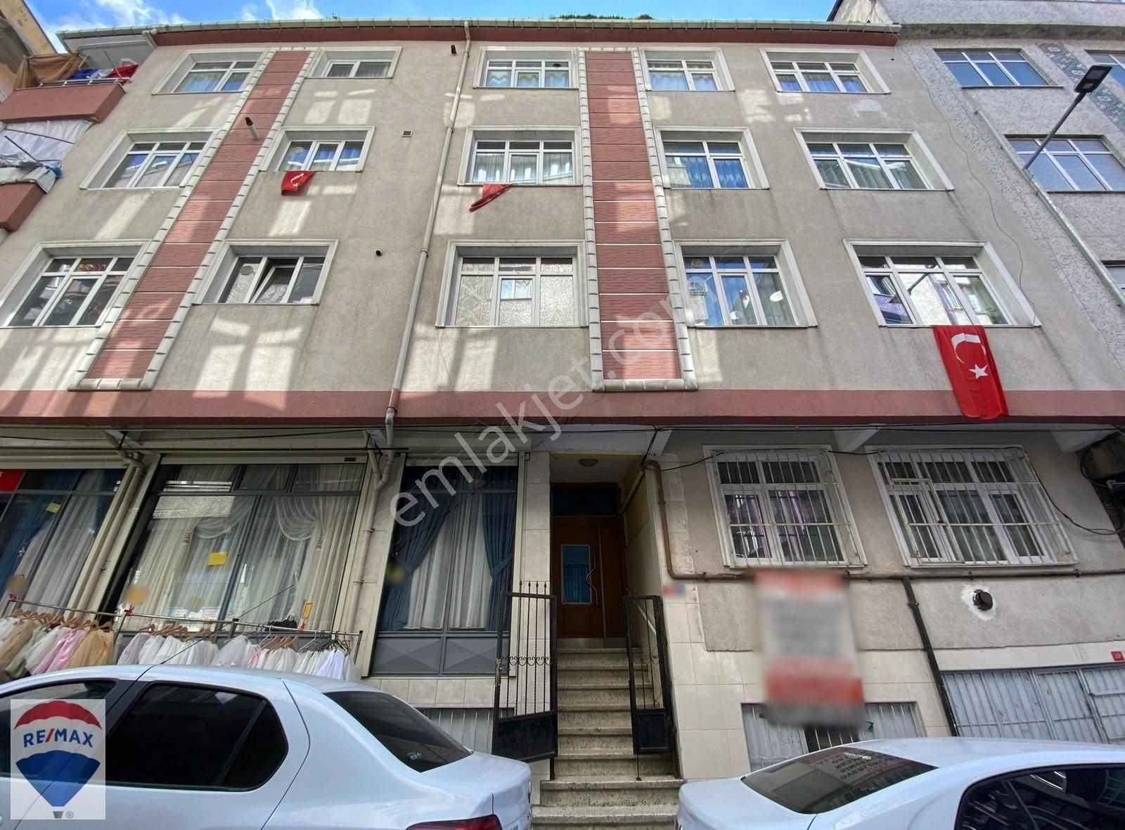 Zeytinburnu Yeşiltepe Satılık Daire ZEYTİNBURNU YEŞİLTEPE BAKIMLI KAT MÜLKİYETLİ SATILIK 2+1 DAİRE