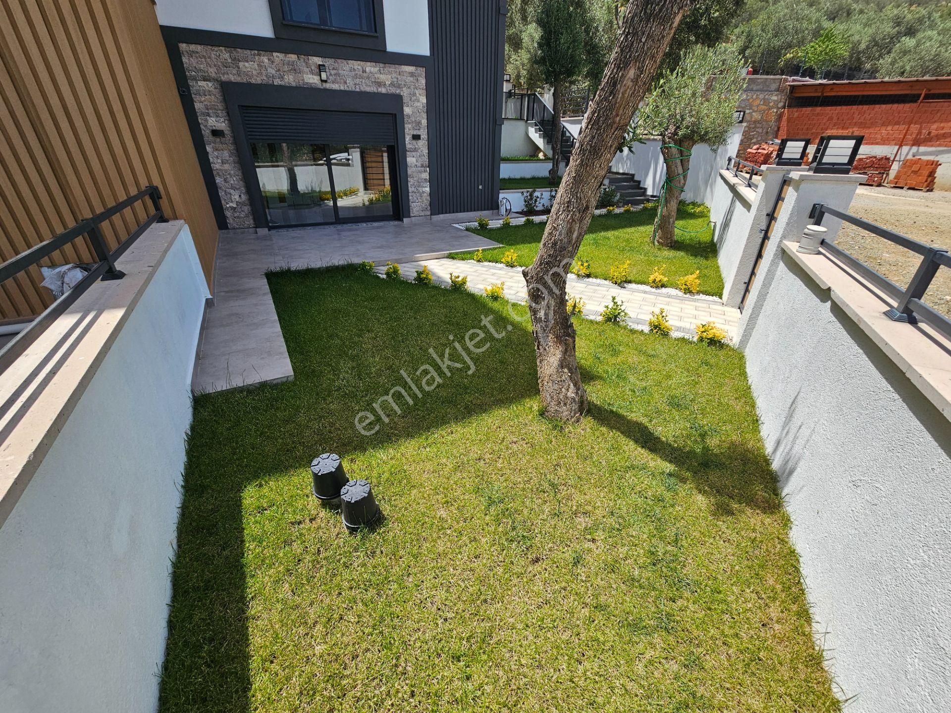 Eu Gayrimenlulden Balıkesir Edremit Güre'de Asansörlü Yerden Isıtmalı 5+1 Villa - Görsel 4