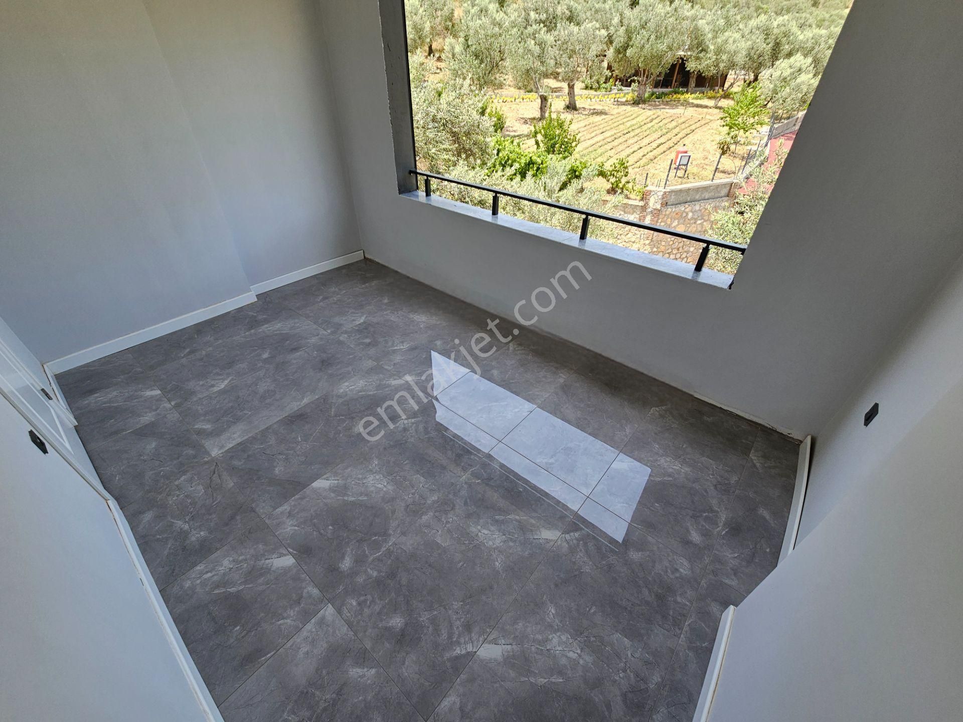 Eu Gayrimenlulden Balıkesir Edremit Güre'de Asansörlü Yerden Isıtmalı 5+1 Villa - Görsel 20