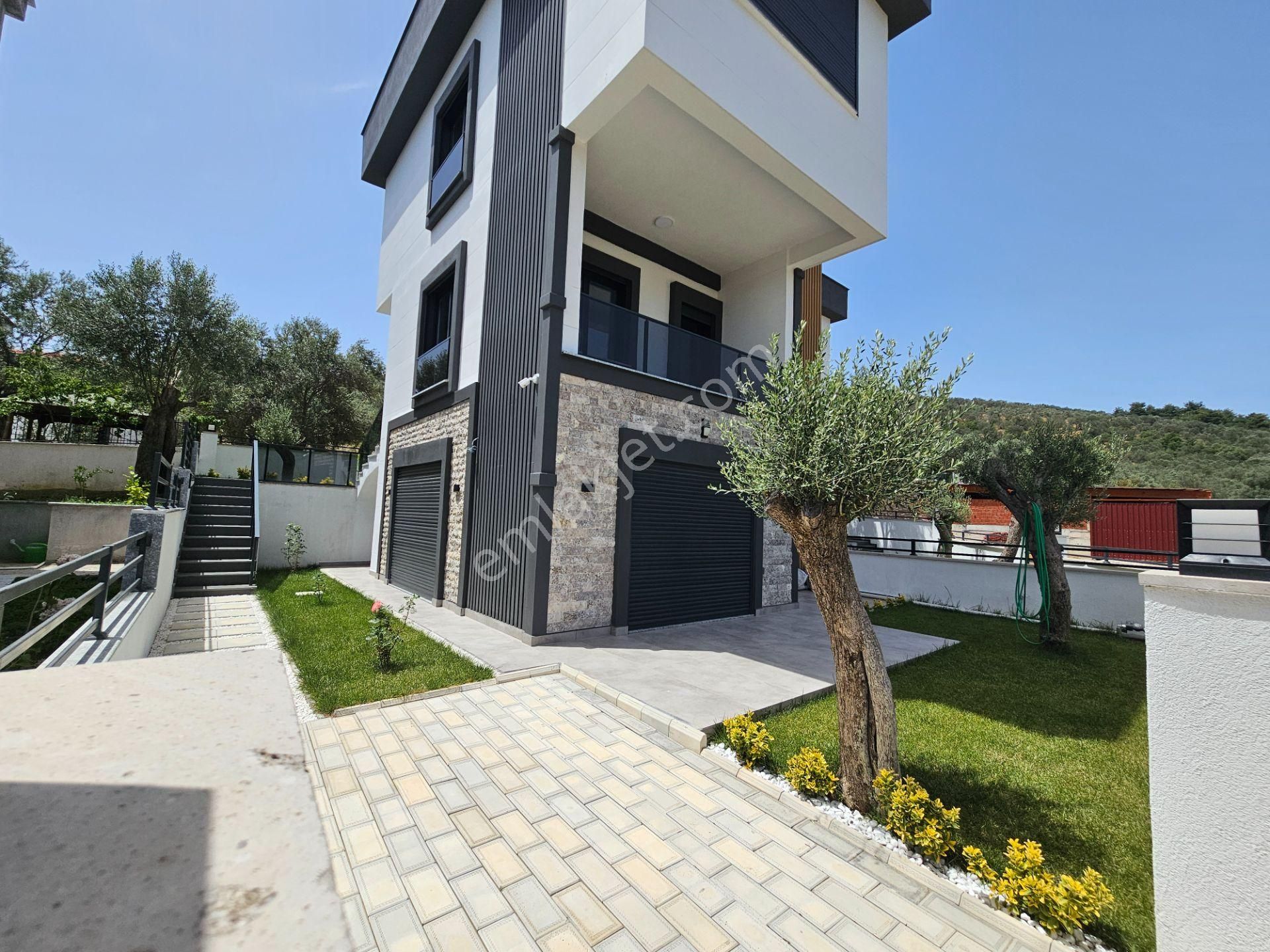 Edremit Güre Satılık Villa  VİLLA AVCISINDAN BALIKESİR EDREMİT GÜRE'DE ASANSÖRLÜ YERDEN ISITMALI 5+1 VİLLA