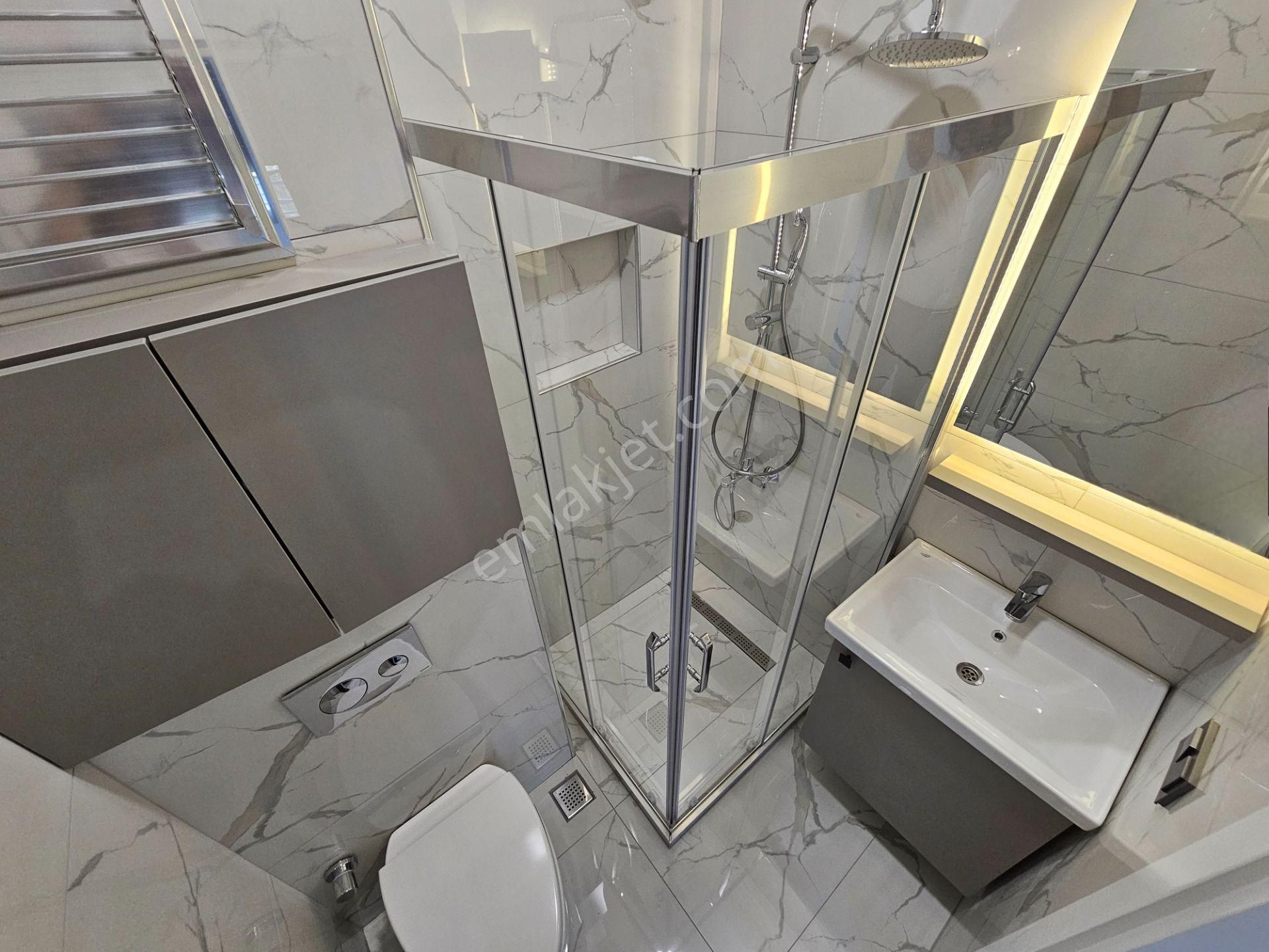 Eu Gayrimenlulden Balıkesir Edremit Güre'de Asansörlü Yerden Isıtmalı 5+1 Villa - Görsel 17