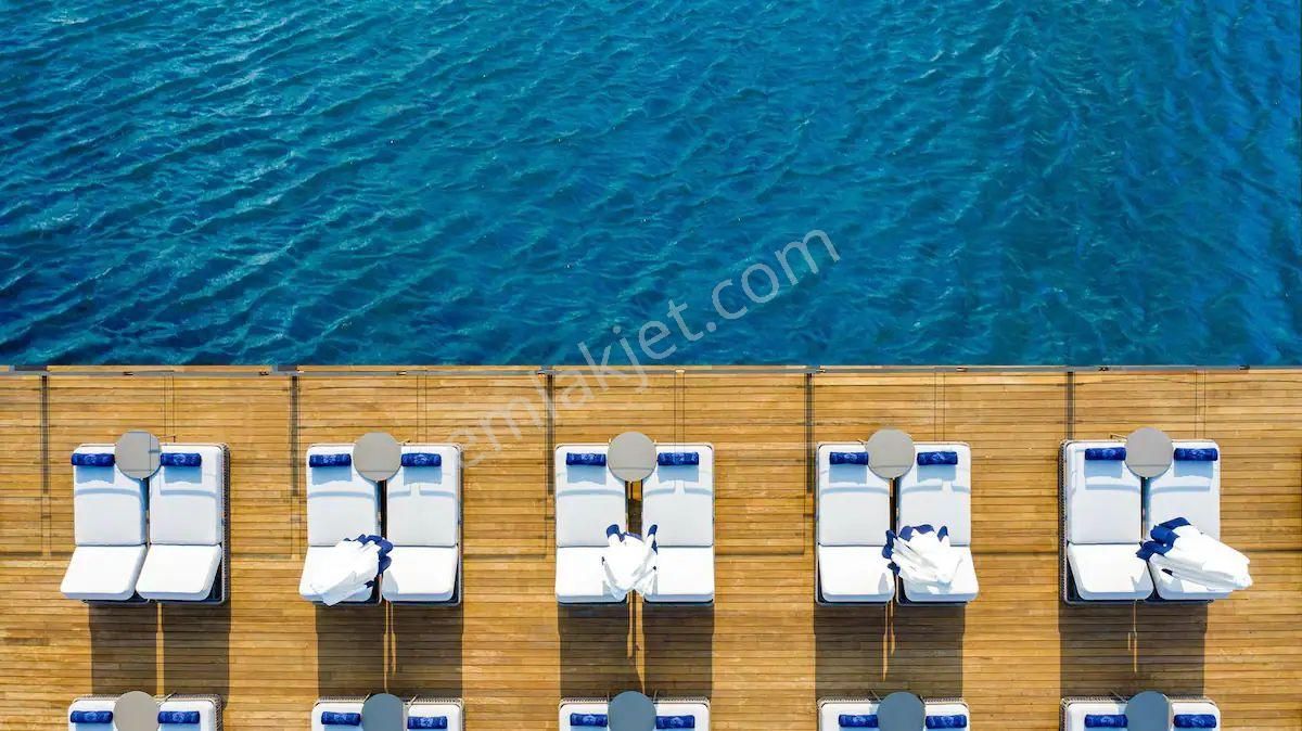 Bodrum Bitez Kiralık Residence  Bodrum Bitez de Denize Sıfır Kum Plajlı Kiralık Rezidans