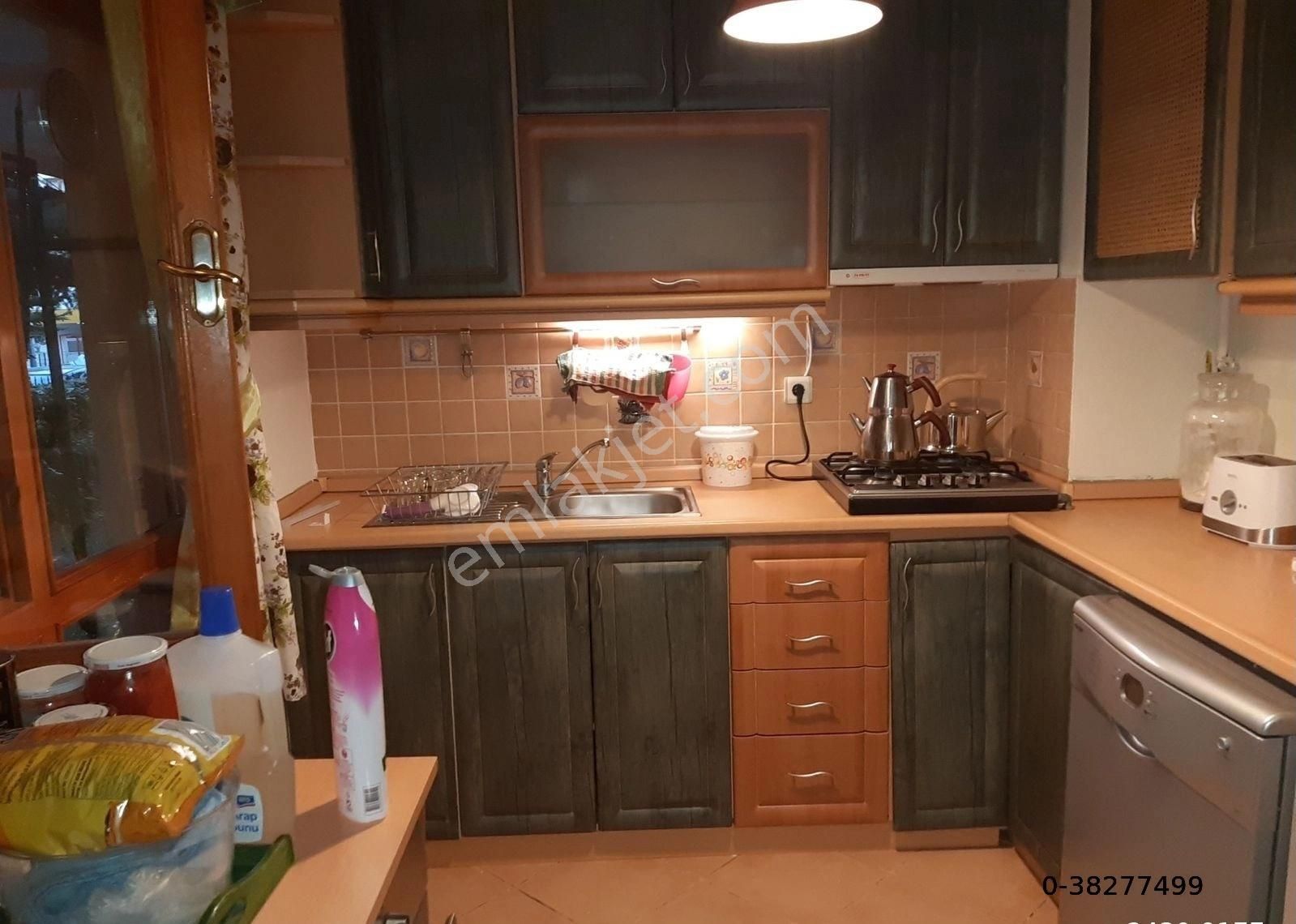 Çankaya Birlik Satılık Daire Ş.KURBANİ,CADDE ÜSTÜ,KOT-1,GÜNEŞ ALIR ,GİRİŞ KONUMUNDA,2+1,90 M2,KOMBİLİ