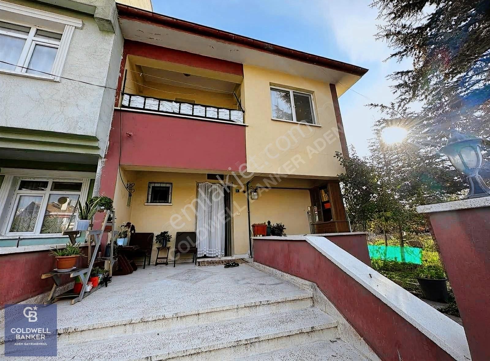 Etimesgut Güzelkent Satılık Villa ERYAMAN GÜZELKENT MAHALLESİ SATILIK 5+1 VİLLA