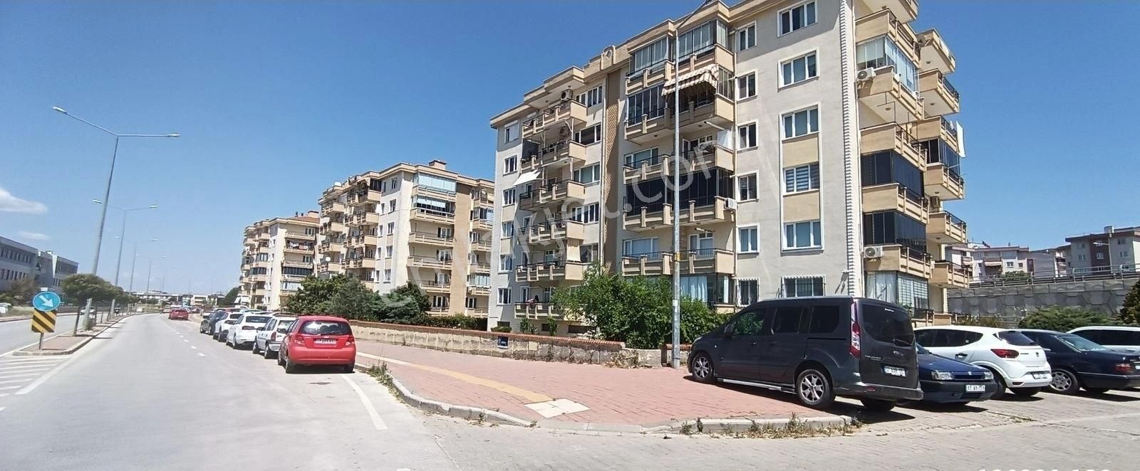 Çanakkale Merkez Barbaros Satılık Daire ÜNİVERSİTE YAKINI BOĞAZ MANZARALI SATILIK 3+1