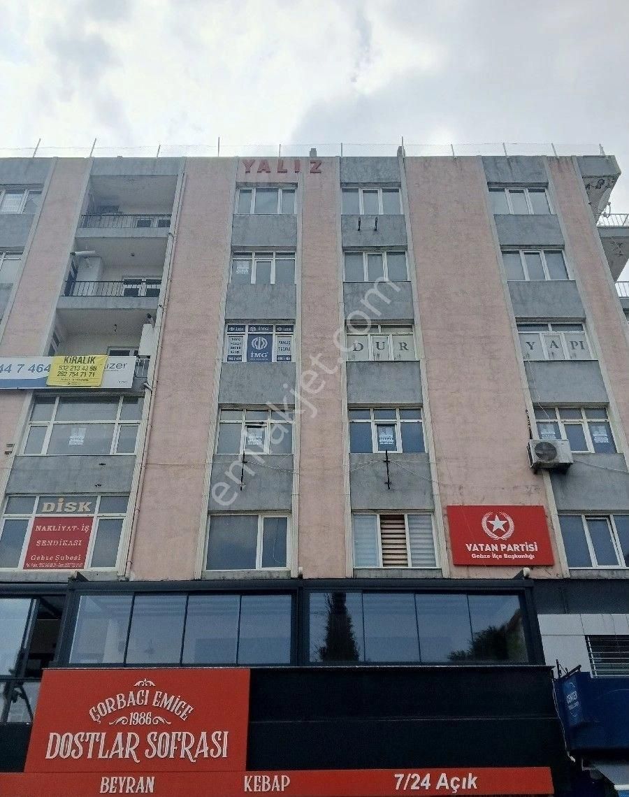 Gebze Sultan Orhan Kiralık Ofis Gökçe Girgin'den center AVM karşısında prestijli ofisler