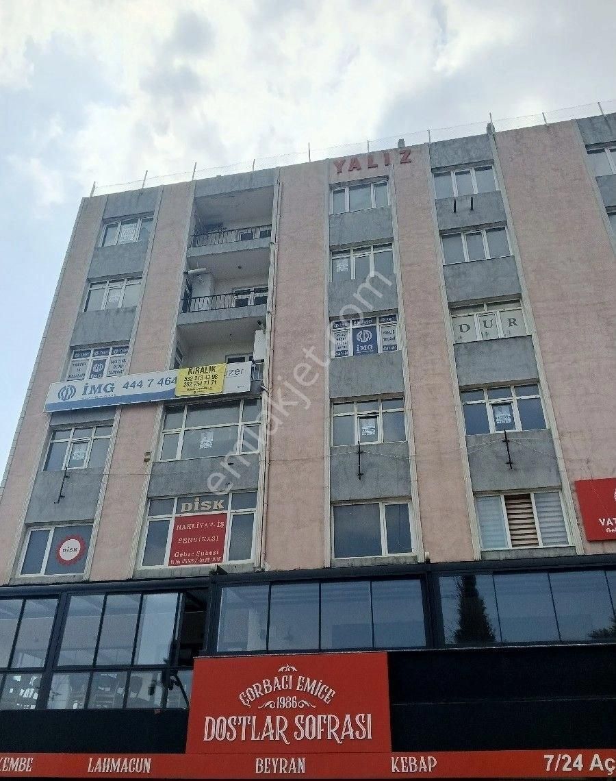 Gebze Hacıhalil Kiralık Ofis Gökçe Girgin'den e5 e cephe center karşısında 250 m2 ofis