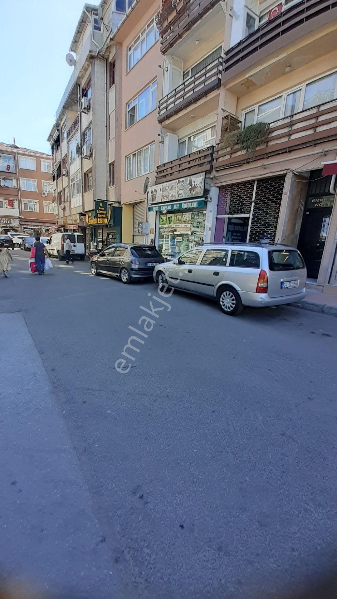 Satılık Tezgahıyla Süt Yoğurt Şarküteri İşiyle Birlikte ... - Görsel 4
