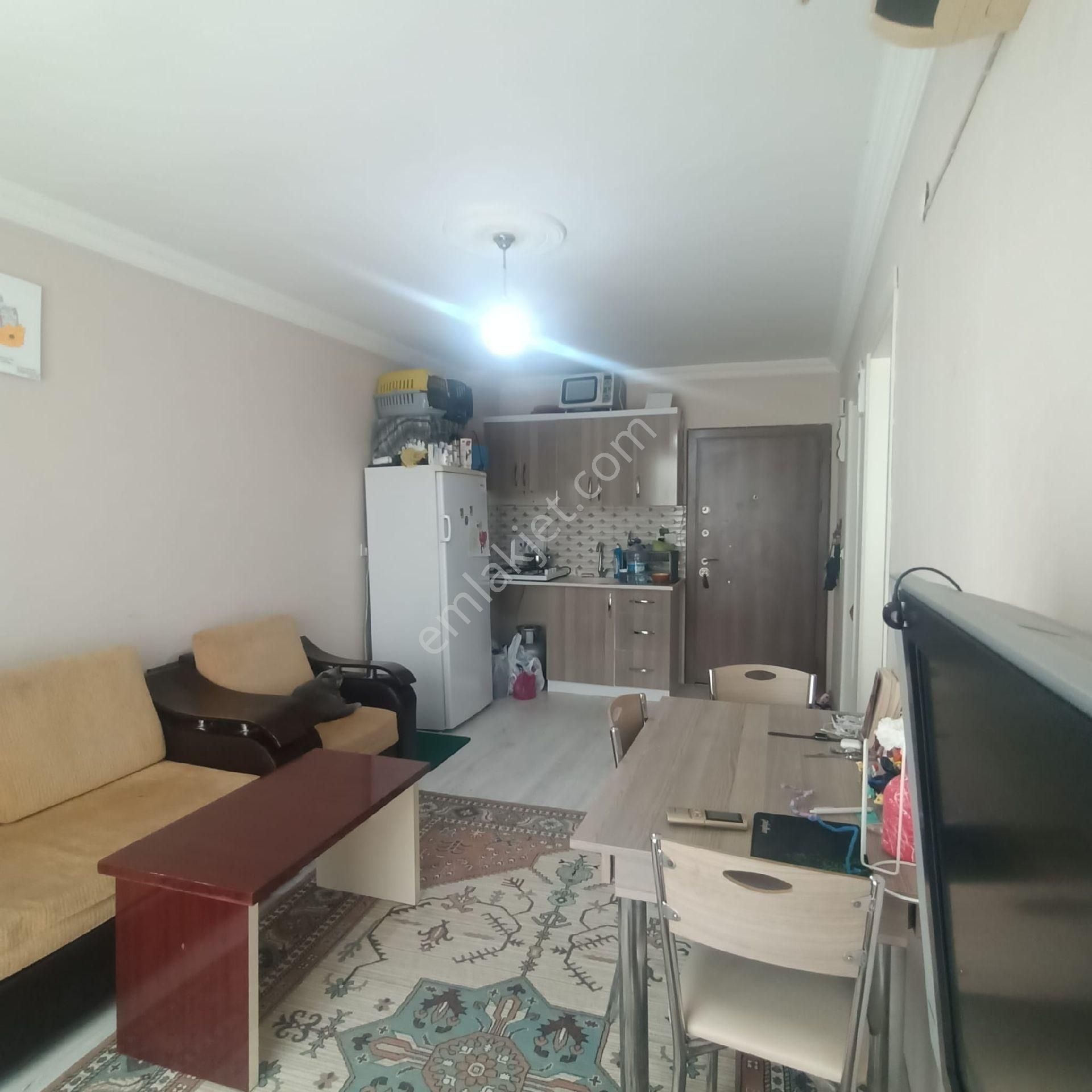 Nazilli Sümer Satılık Daire SÜMER MAHALLESİNDE EŞYALI BALKONLU DAİRE