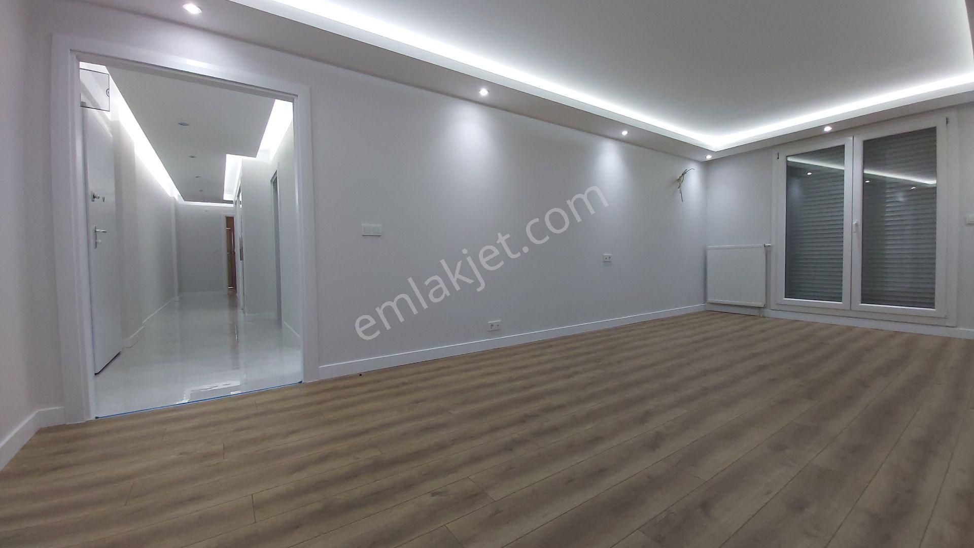 Bayraklı Körfez Satılık Daire  Panorama Körfez Evlerinde Satılık 3+1 Lüks Daire