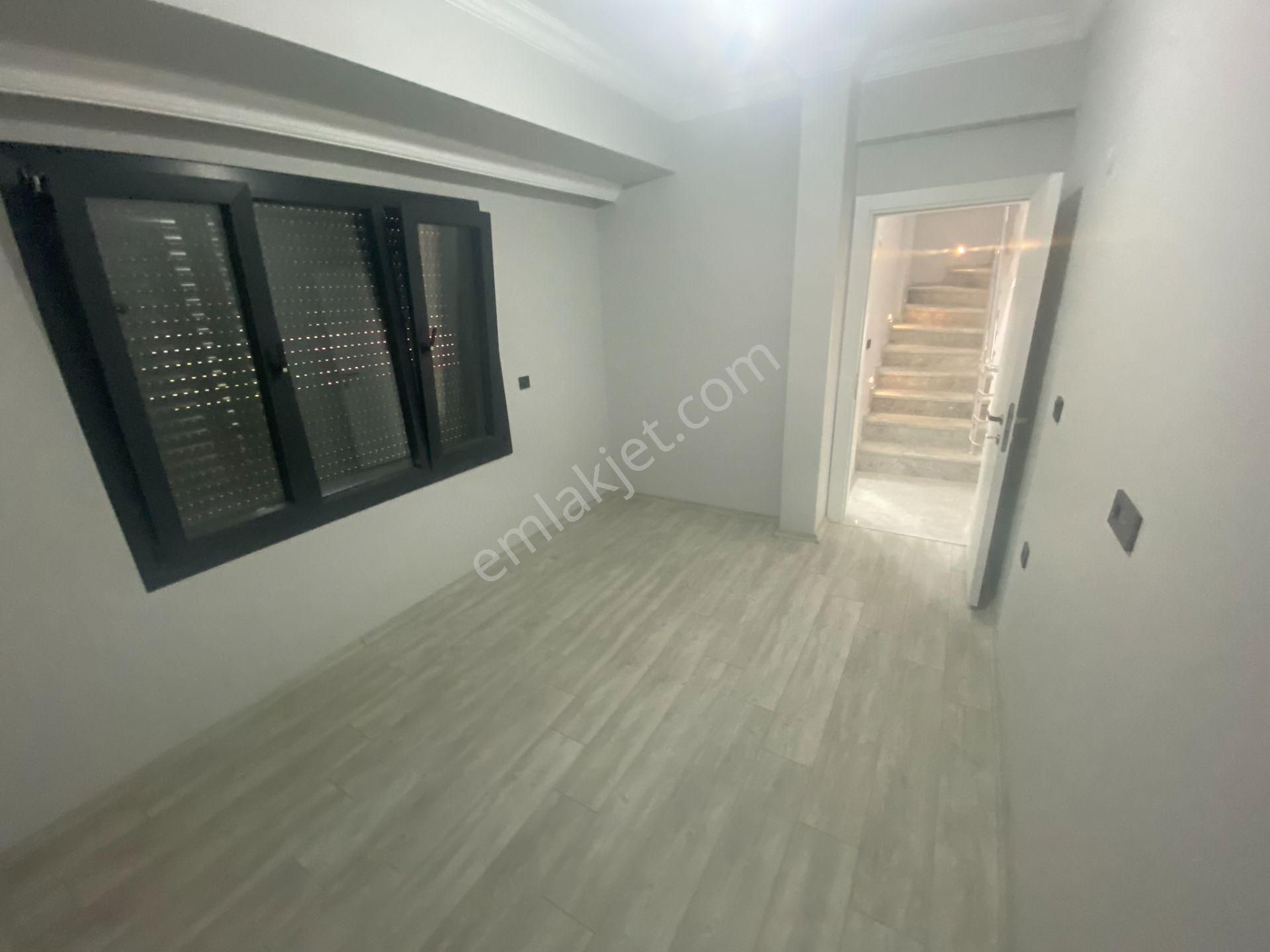 Dikili Güven Emlak'tan Cumhuriyet Mahallesinde Satılık 6+1 Villa - Görsel 20