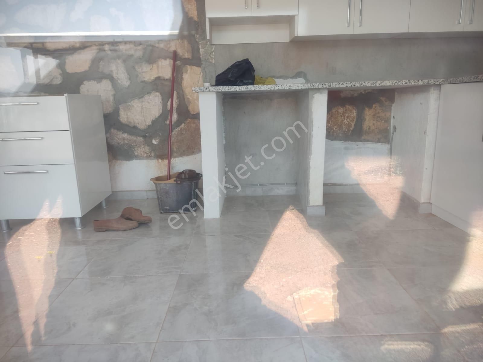 İzmir Buca Belenbaşında Köye Yakın 505 M2 Arsa İçerisinde Numaratajı Alınmış Köy Evi - Görsel 6