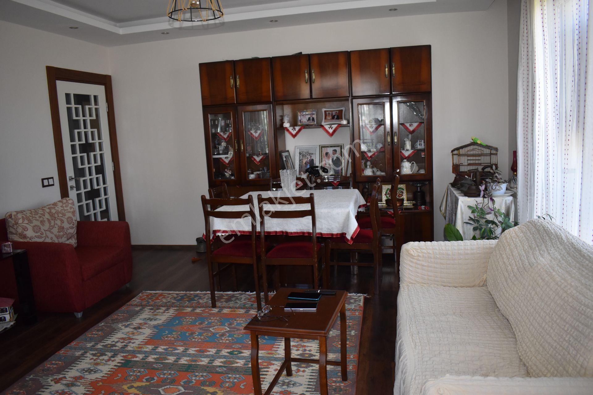 Büyükçekmece Atatürk Mah Lüks Butik Sitede Arakat 2+1 Satılık Daire - Görsel 6