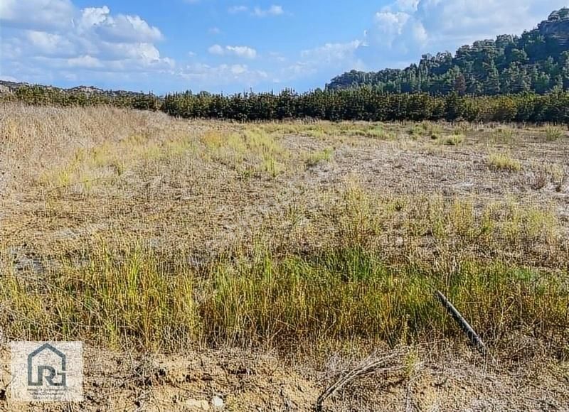 Aksu Karaöz Satılık Tarla KARAÖZ'DE HARİKA KONUMDA EV VE BAHÇE ALANI