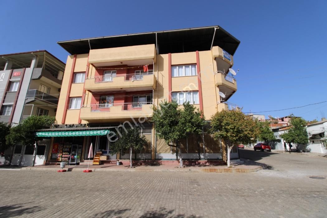 Aydın Germencik Ortaklar Merkezi De Köşe Başı 5 Katlı Bina 5 Daire 2 Dükkan Her Daire 178 M2 - Görsel 3