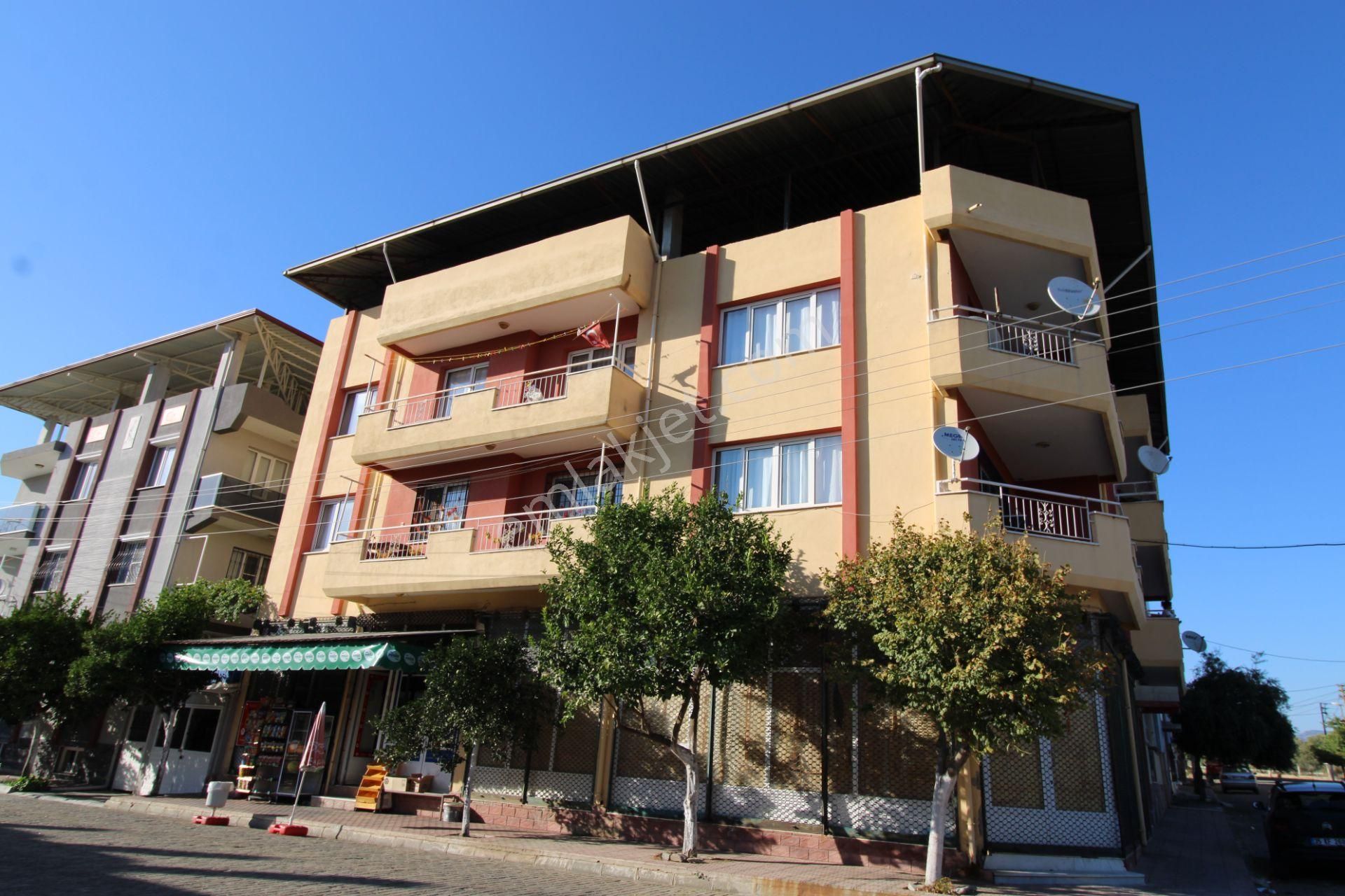 Aydın Germencik Ortaklar Merkezi De Köşe Başı 5 Katlı Bina 5 Daire 2 Dükkan Her Daire 178 M2 - Görsel 8