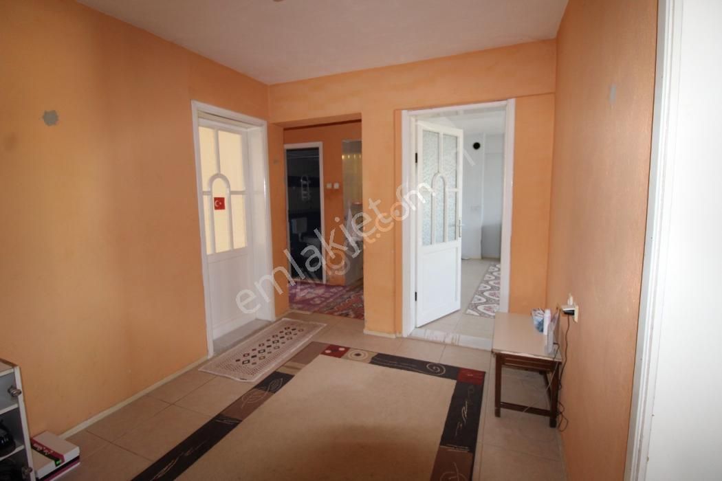 Aydın Germencik Ortaklar Merkezi De Köşe Başı 5 Katlı Bina 5 Daire 2 Dükkan Her Daire 178 M2 - Görsel 27