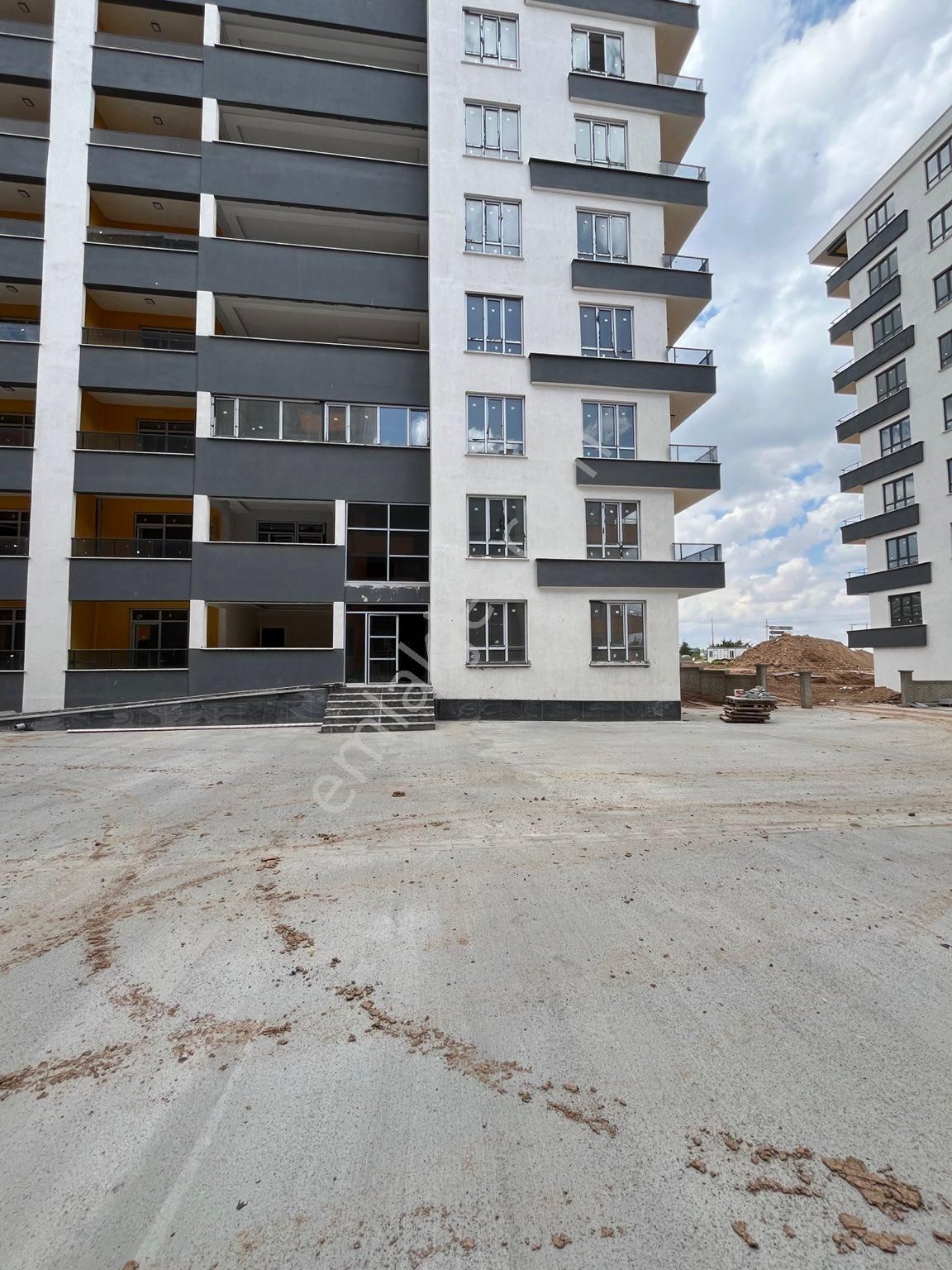 Selçuklu Sancak Satılık Daire  SANCAKTA SATILIK 3+1 SİTE İÇİ KAPALI OTOPARKLI DAİRE