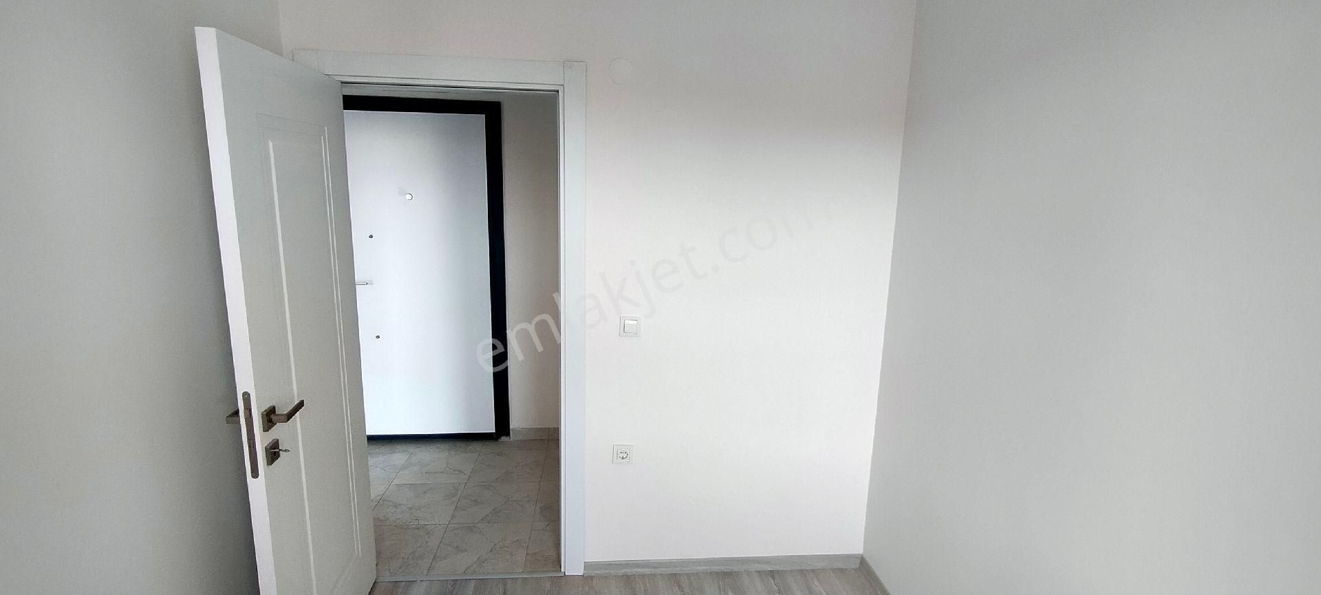 Sancaktepe Satılık 4+1 130m² Üstdubleks Asansörlü - Görsel 15