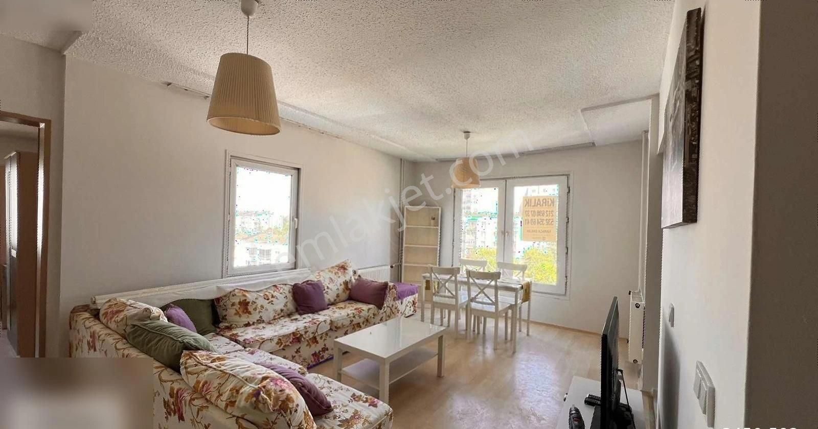 Küçükçekmece Atakent Kiralık Daire ATAKENT 3. ETAP 431 ADADA 1+1 EŞYALI KİRALIK DAİRE TEMİZ