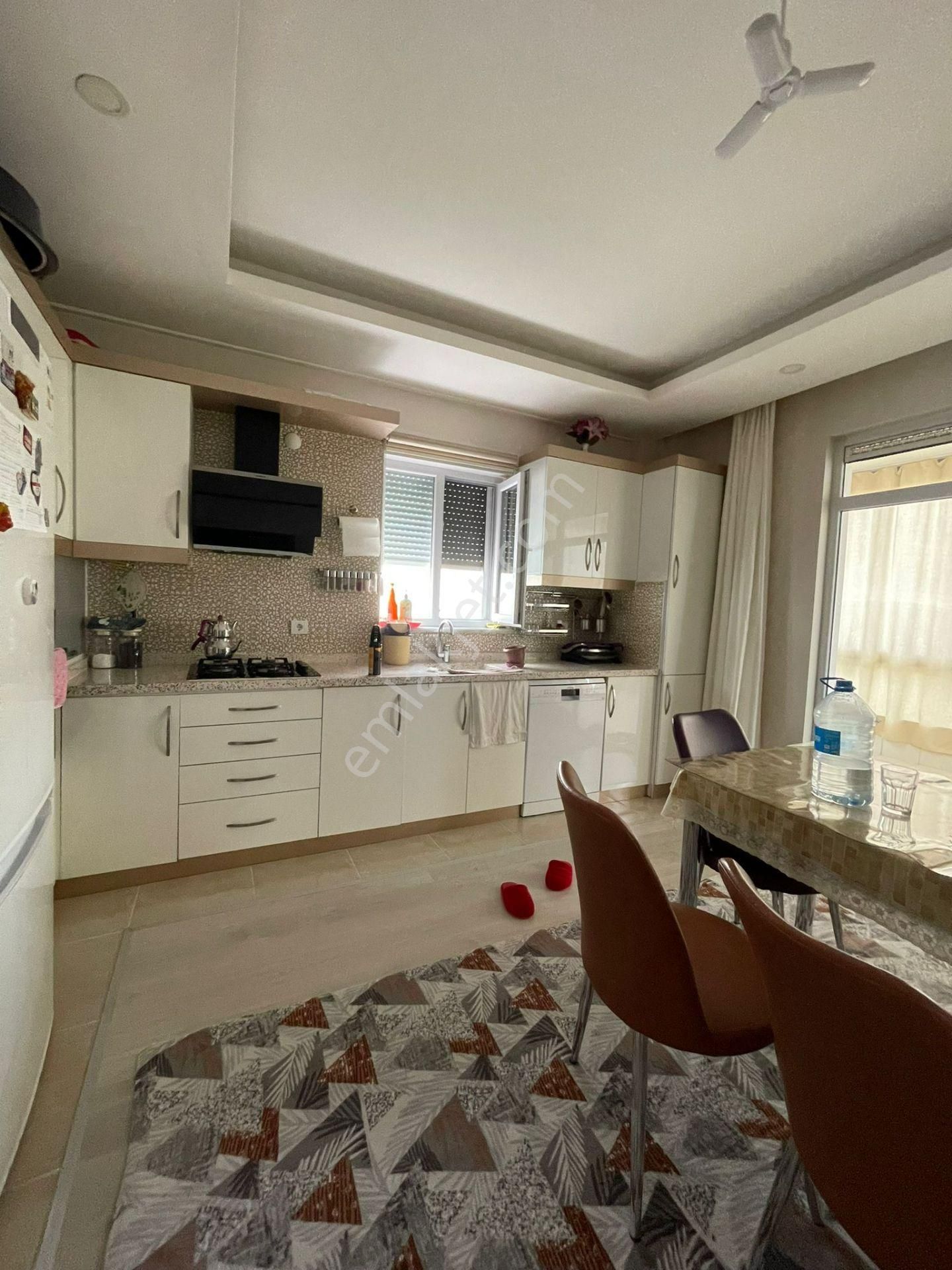 Karaman Merkez Cumhuriyet Satılık Daire  PRESTİJ'DEN KARAMAN/MERKEZ CUMHURİYET MAH. ARAKAT GARAJLI 3+1 * 180m²