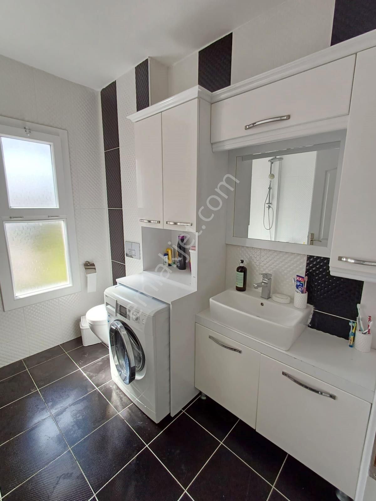 Şifne De 5 Oda 3 Banyo Kapalı Garaj Klimalı Tek Müstakil Villa - Görsel 33