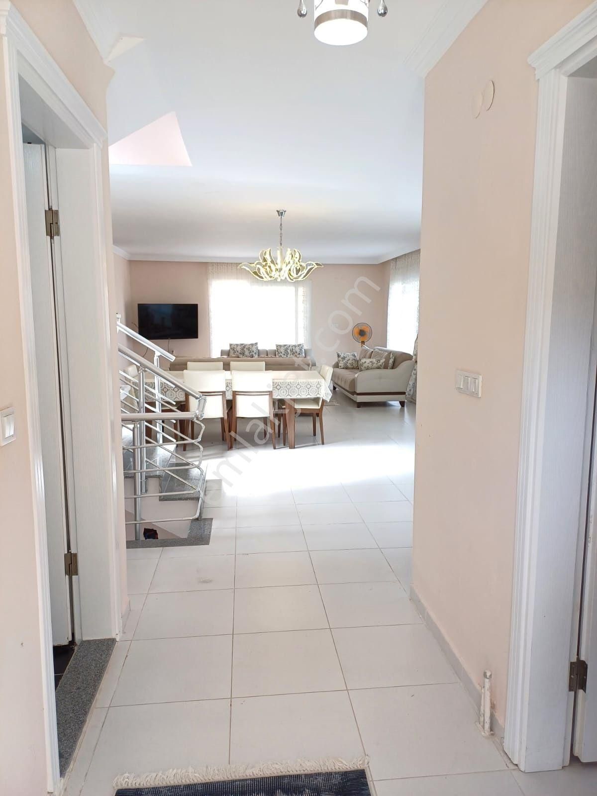 Şifne De 5 Oda 3 Banyo Kapalı Garaj Klimalı Tek Müstakil Villa - Görsel 12