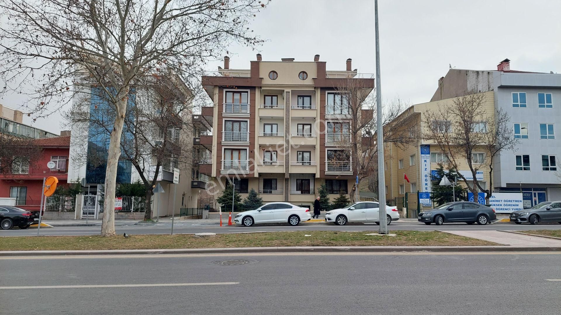 Çankaya Bahçelievler Satılık Daire  BEŞEVLER M.F. ÇAKMAK CAD 2+1 GENÇ BİNADA - ASANSÖRLÜ - KAPALI OTOPARKLI