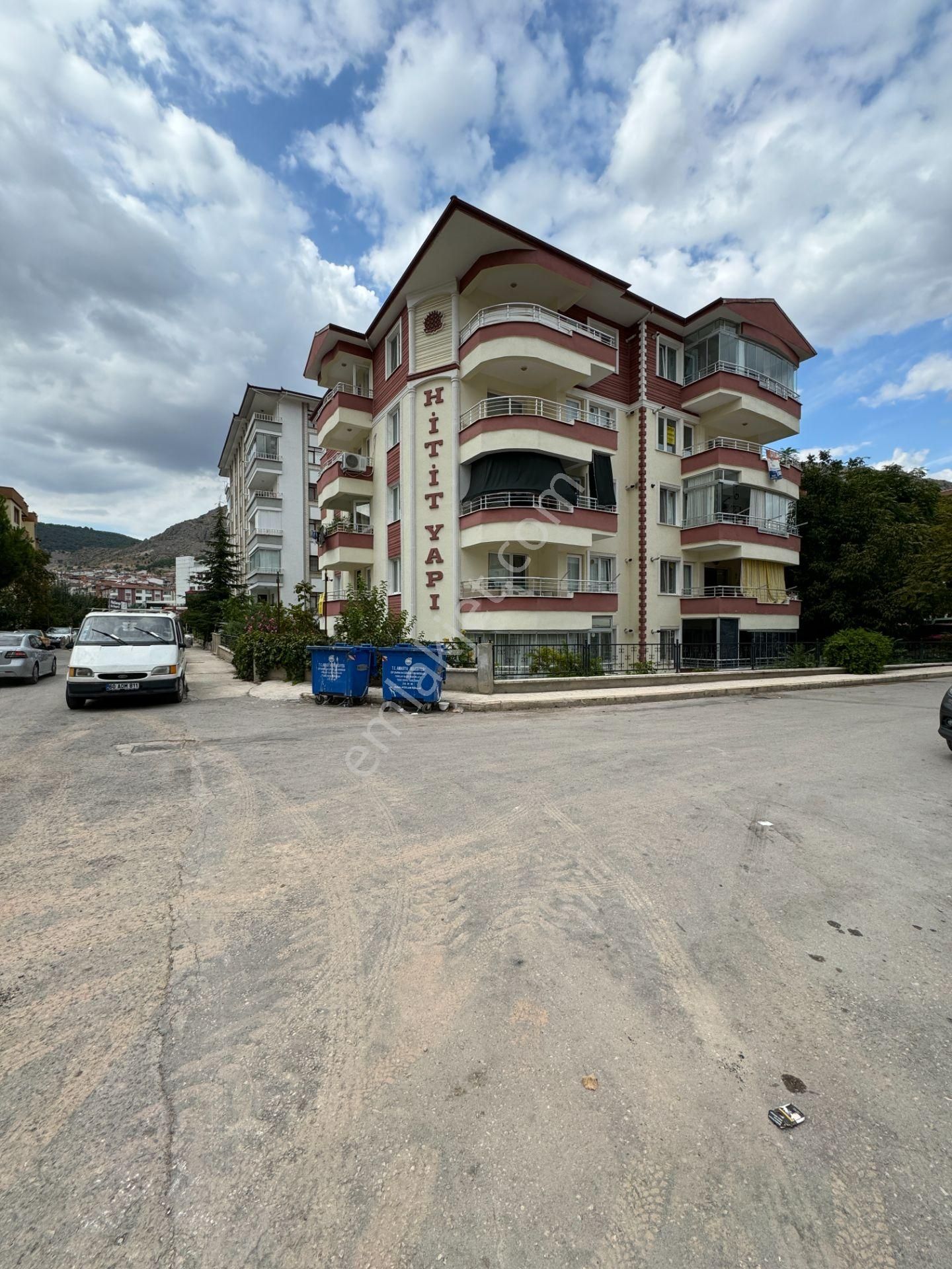 Amasya Merkez Hızırpaşa Satılık Daire HIZIRPAŞA MAH. YÜZME HAVUZU YAKININDA ARAKAT SATILIK 2+1 DAİRE