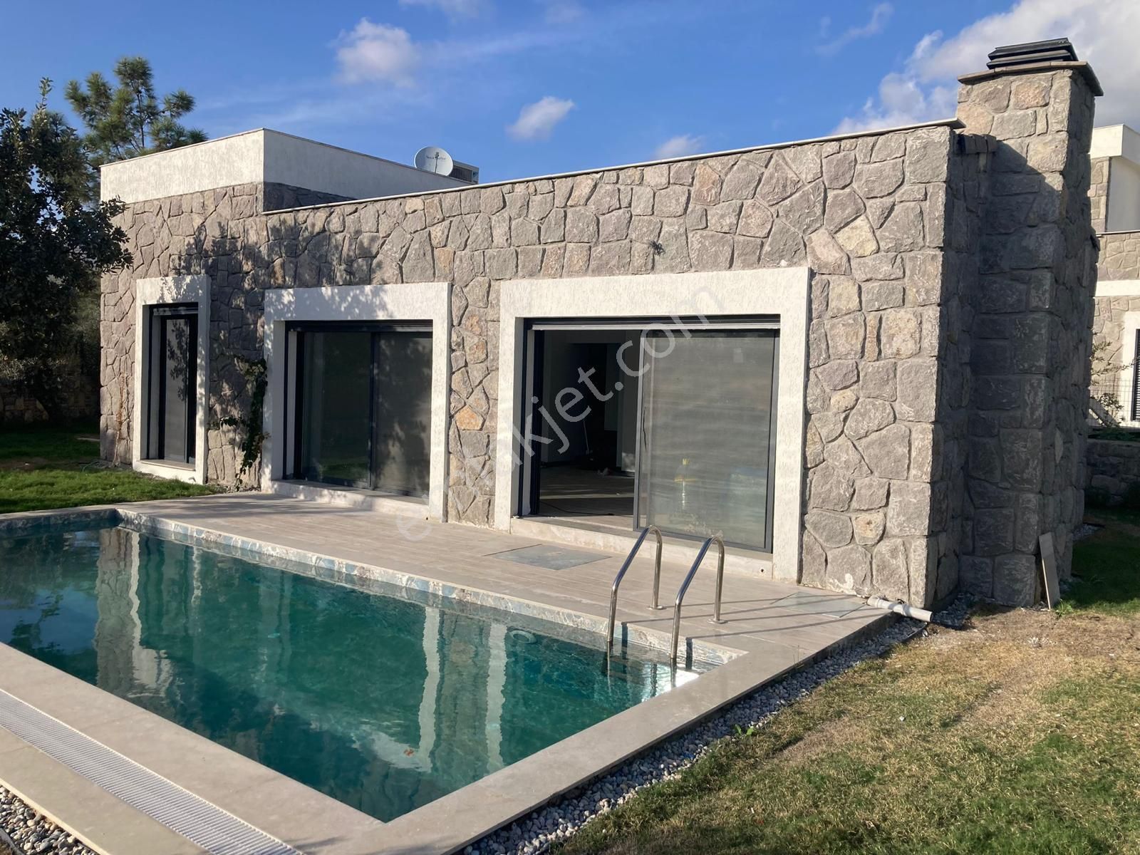 Bodrum Müskebi Satılık Villa  Bodrum Ortakent'te Müstakil Havuzlu Satılık Villa