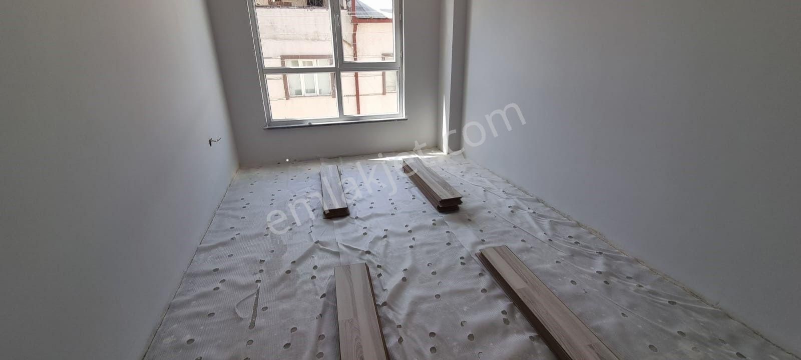 Tepebaşı Çamlıca Satılık Daire  BAĞLAR ESFORM'DAN BİRLİK CADDESİ YAKINI SATILIK 3+1 / SD-35