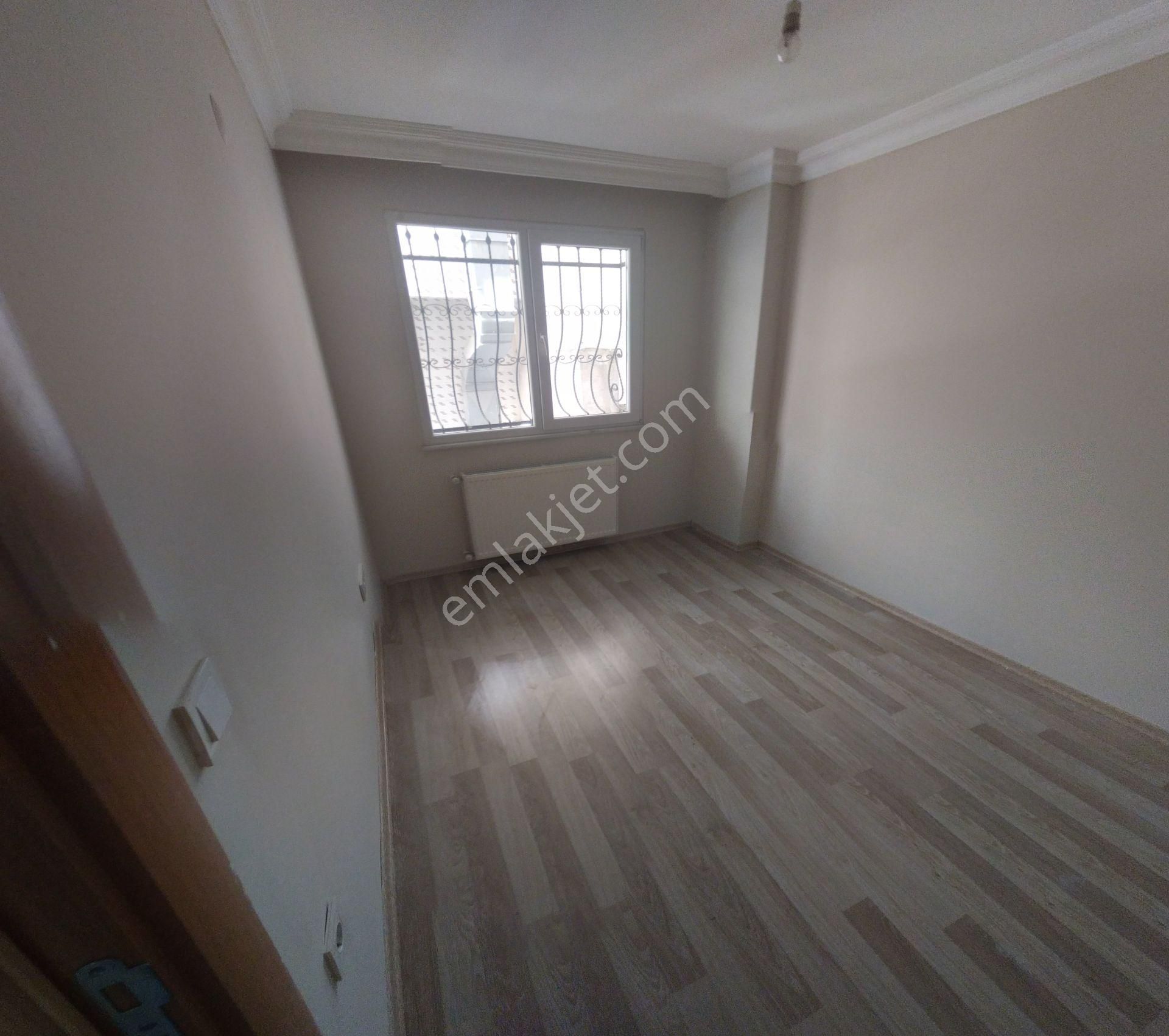 Bahçelievler Zafer Kiralık Daire E5 METRO YAKINI 1+1 YÜKSEK GİRİŞ-KİRALIK DAİRE