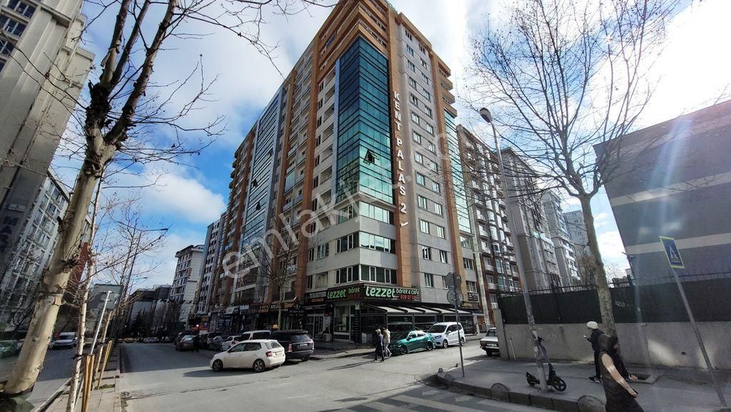 Esenyurt Piri Reis Satılık Daire  ESENYURT CUMHURİYET MAHALLESİ 1+1 80 M2 SATILIK DAİRE KENT PALAS 2'DE