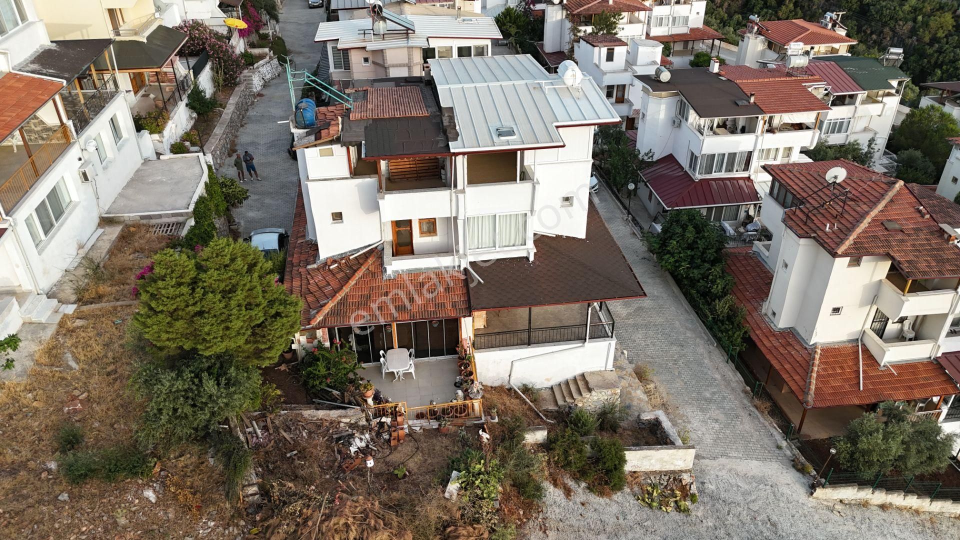 Didim Akbük Satılık Müstakil Ev  PANORAMİK DENİZ MANZARALI BİTİŞİK NİZAM VİLLA