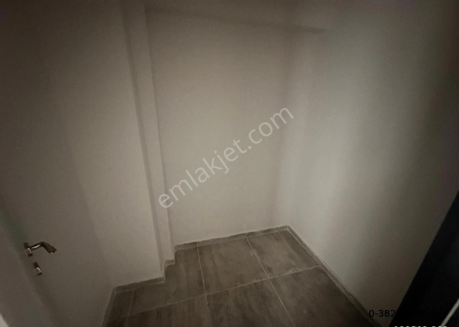 Merzifon Buğdaylı Satılık Daire DÖNÜŞÜM EMLAKTANİSTANBUL YOLU ÜZERİNDE SATILIK 3+1 FIRSAT DAİRE