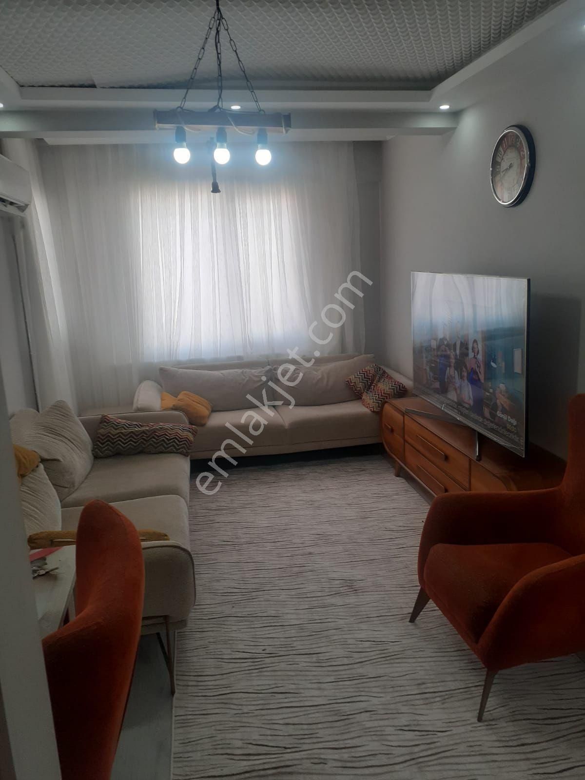 Sali̇hli̇ mani̇sa cumhuri̇yet mah ki̇rali̇k 1+1