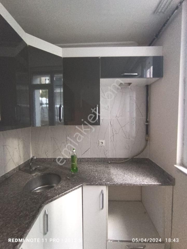 Arnavutköy İslambey Kiralık Daire ARNAVUTKÖY İSLAMBEY MAHALLESİ'NDE KİRALIK 1+1 DAİRE BEKARA UYGUN