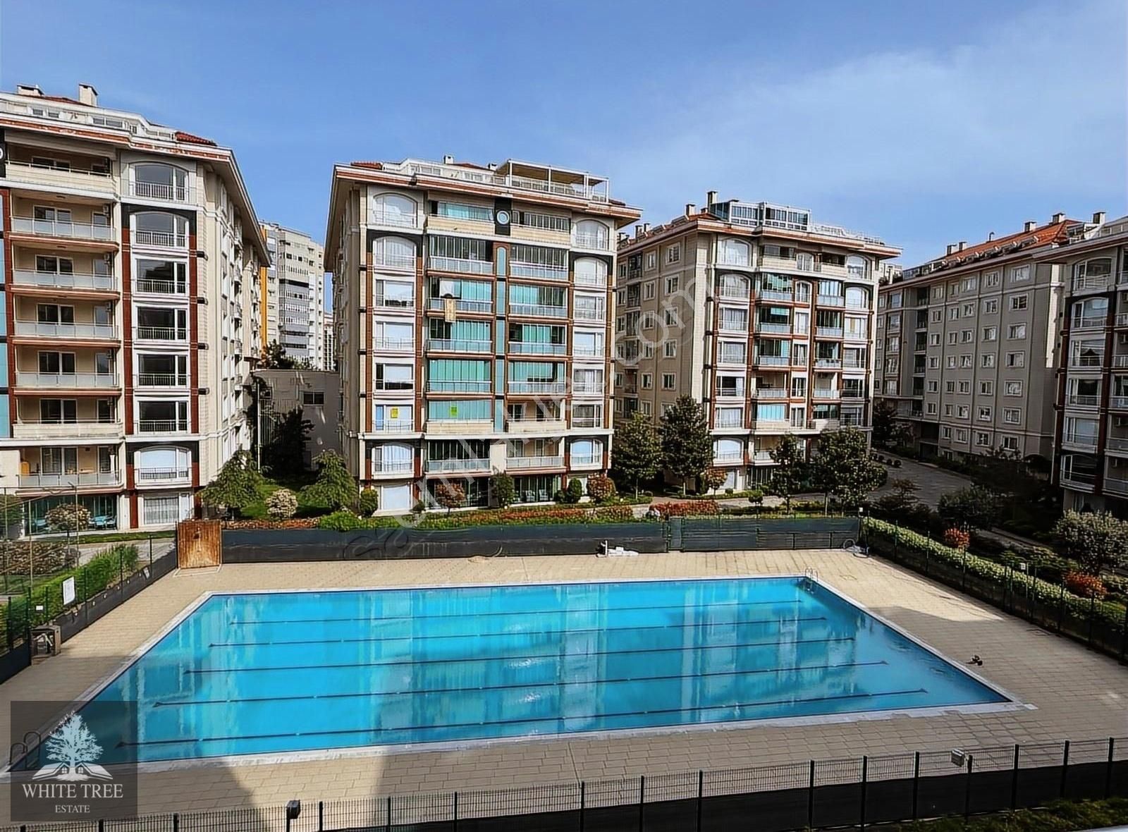 Büyükçekmece Pınartepe Satılık Daire HAVUZ VE PEYZAJ CEPHELİ BÜYÜK TİP 4+1 SATILIK DAİRE